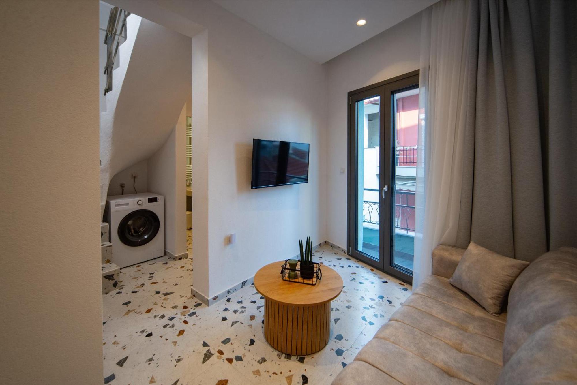 Antiqua Apartment Kavala Exterior photo