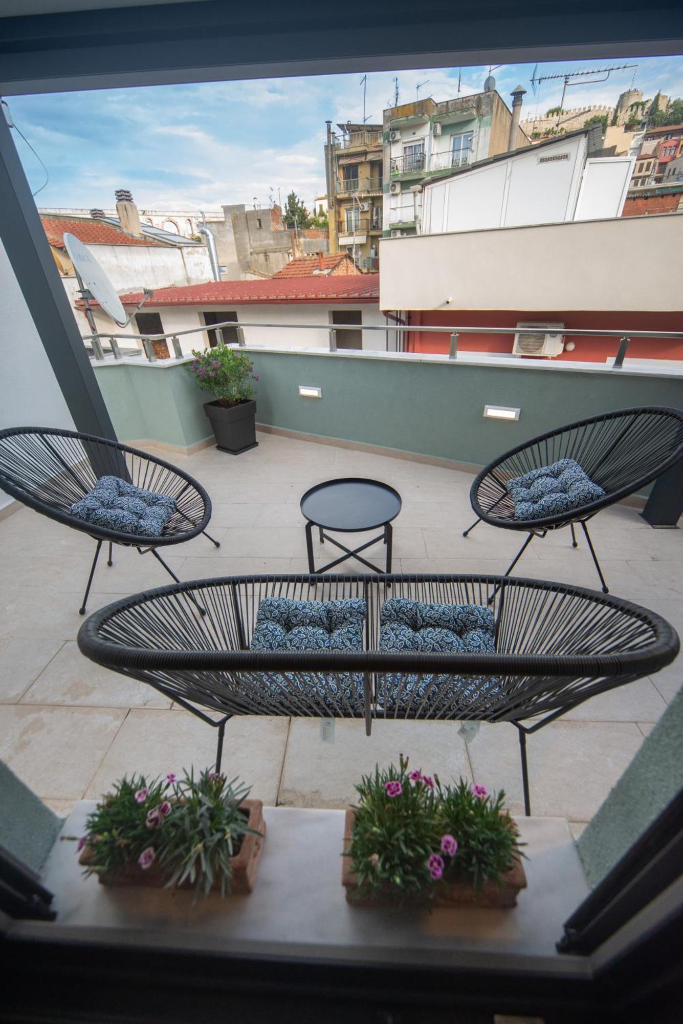 Antiqua Apartment Kavala Exterior photo