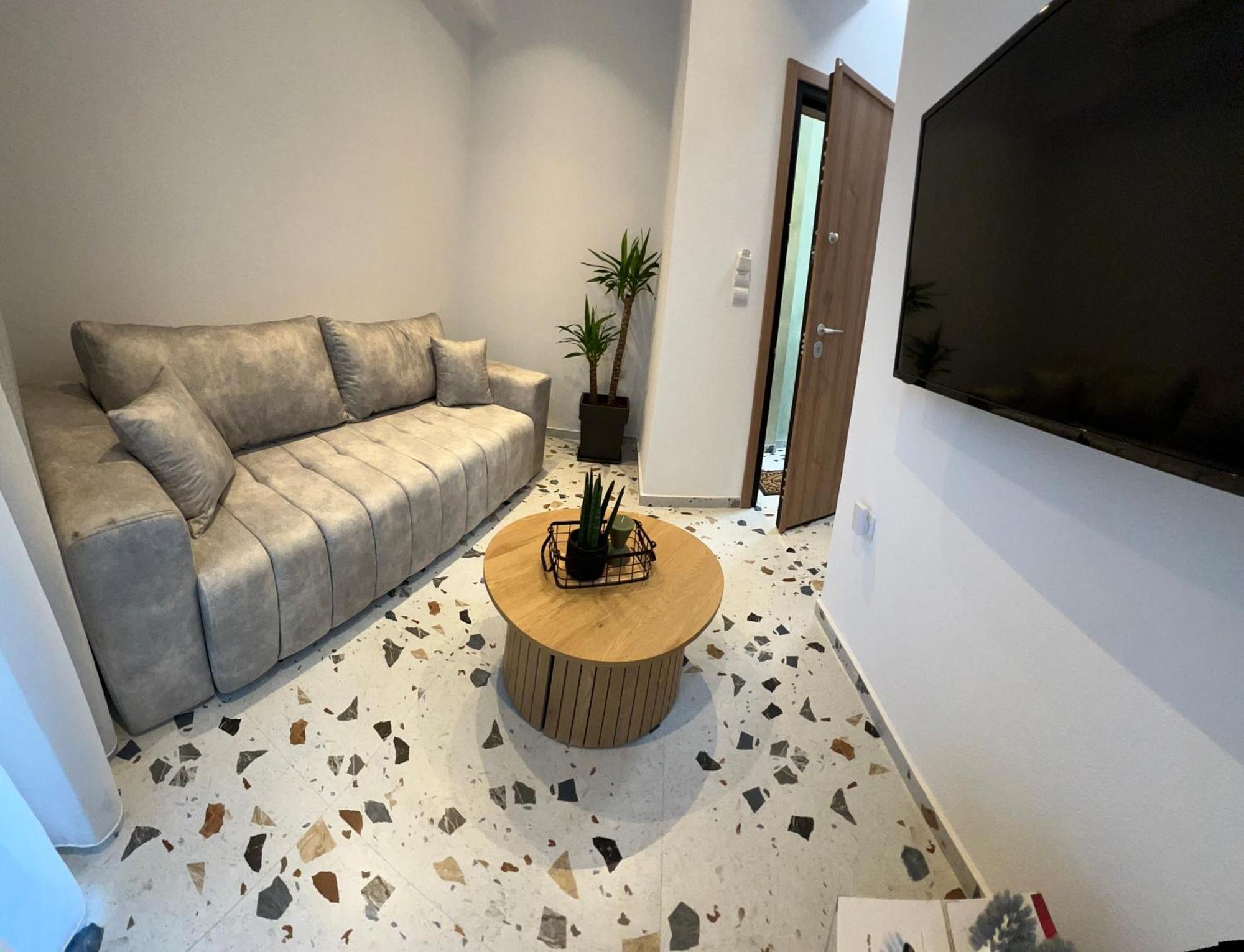 Antiqua Apartment Kavala Exterior photo